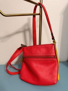 Fossil Explorer Red Chili Pepper Pebbled Leather Crossbody Bag